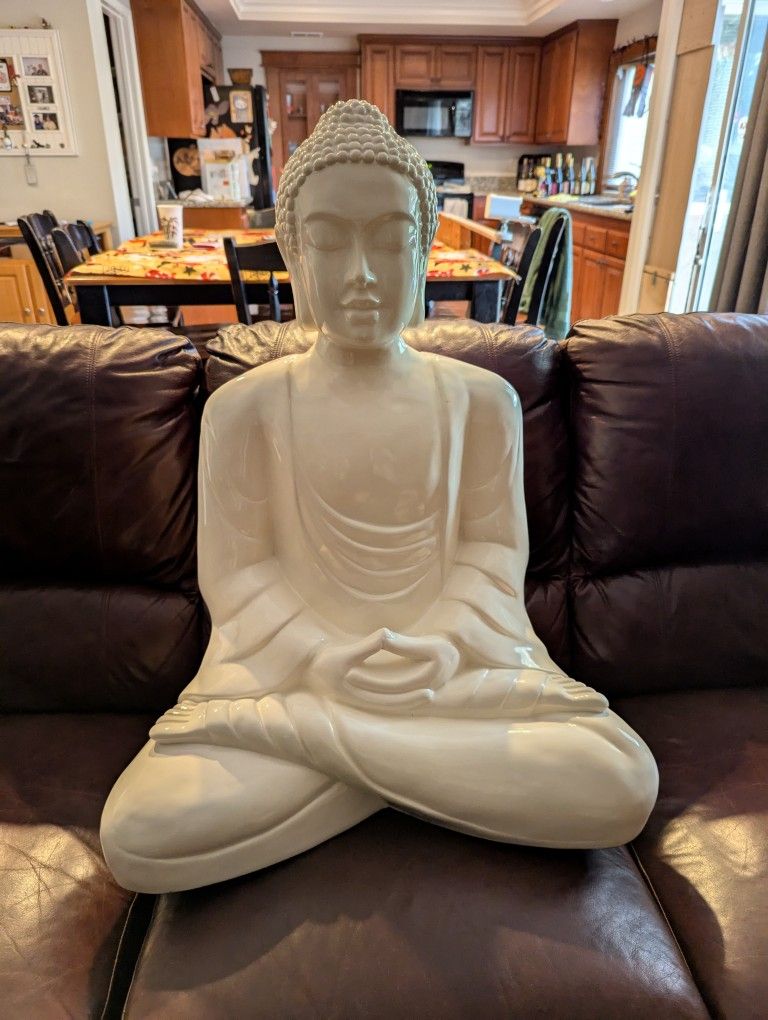 Large Meditating Buddha Statue