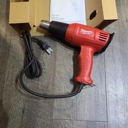 Milwaukee 11.6-A Dual Temperature Heat