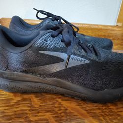 Women's Brooks Ghost 16, Size 9W