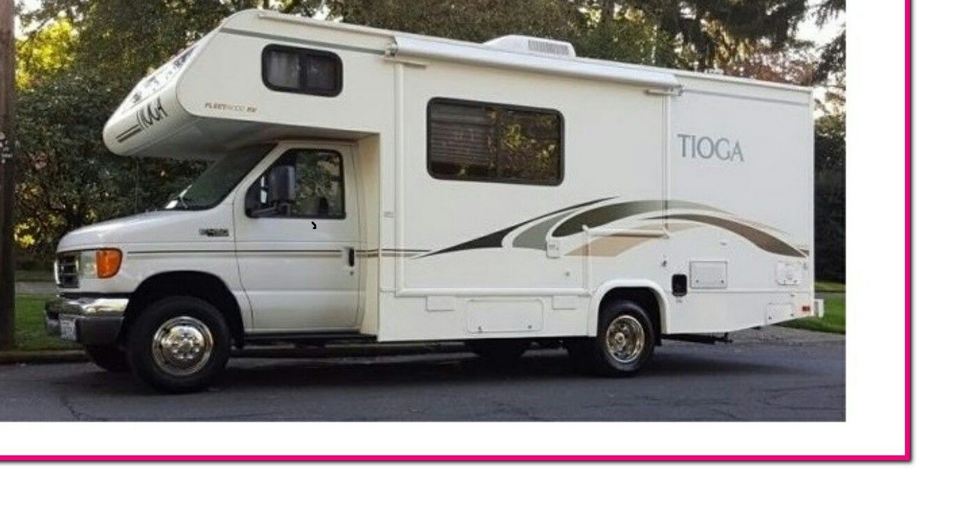 2003 Fleetwood Tioga motorhome
