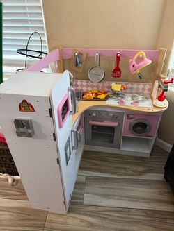 Kids play kitchen
