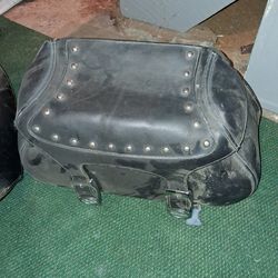 Yamaha vstar 1100 Silverado saddle bags and seats.