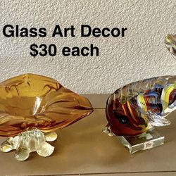 2 Pieces of Deco Art Blown Glass Decor 