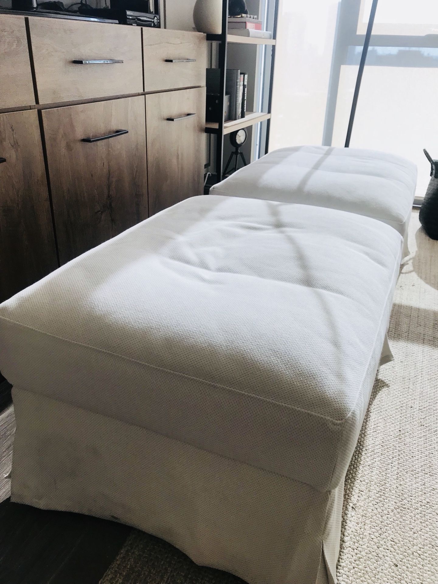 2 IKEA Farlov Ottoman White (With Storage)