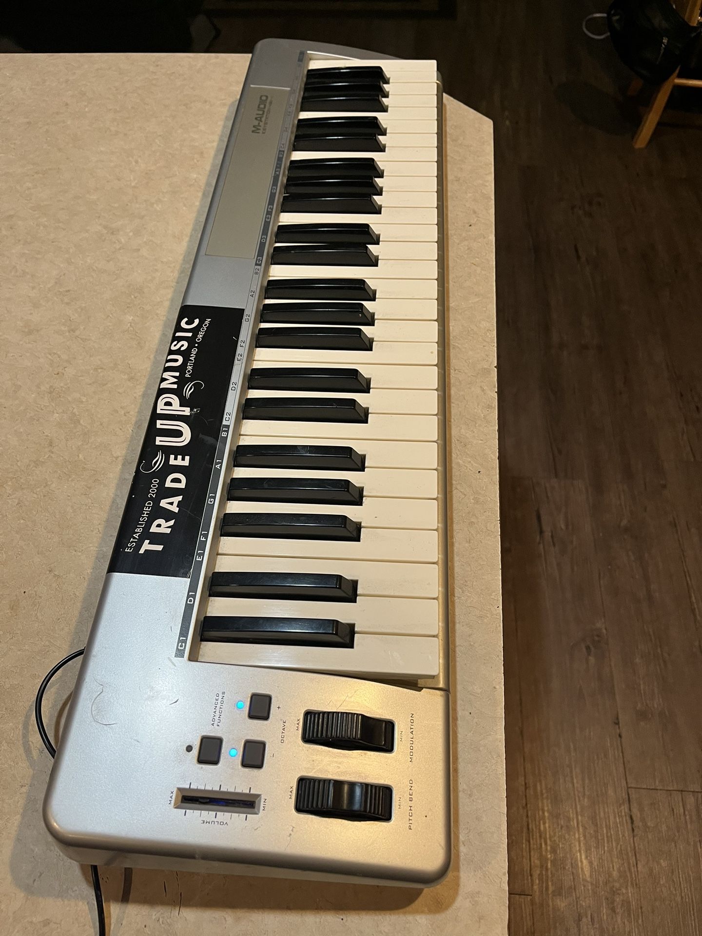 Pre-Owned M-Audio Keystation 49e USB Midi Keyboard