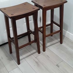 2 Bar Stools 24 Inches Height 