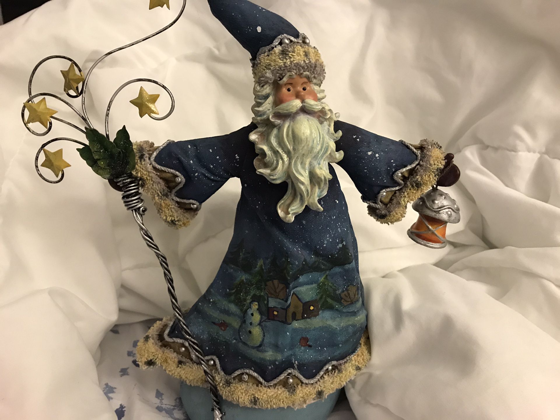 Beautiful Old Saint Nick with hand painted outfit