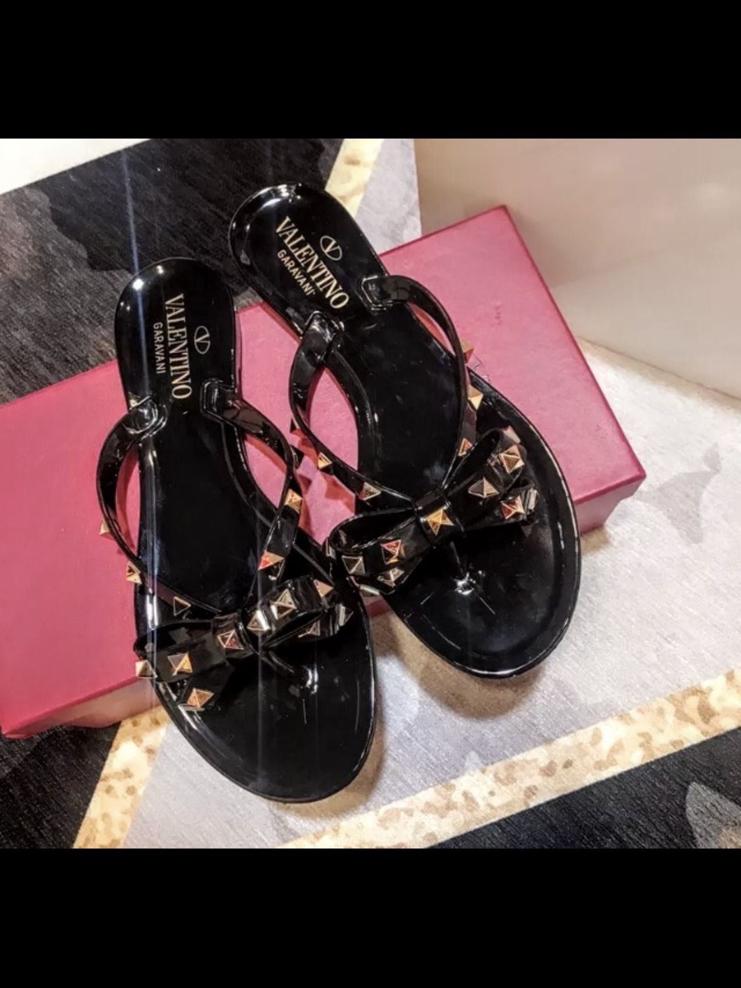 🔥NEW! Valentino Rockstud Sandals Black - Sz 38🔥