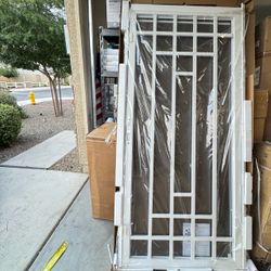 Nuevo 36 in. x 80 in. Universal/Reversible Hinging Steel White Security Storm Door