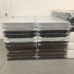 King Regular Mattress And Box Spring New 