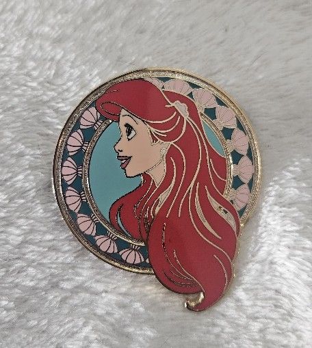 DISNEY AUCTIONS   Exclusive  Limited Editions  Princess Profile Pin  -  Ariel