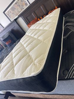 Twin mattress