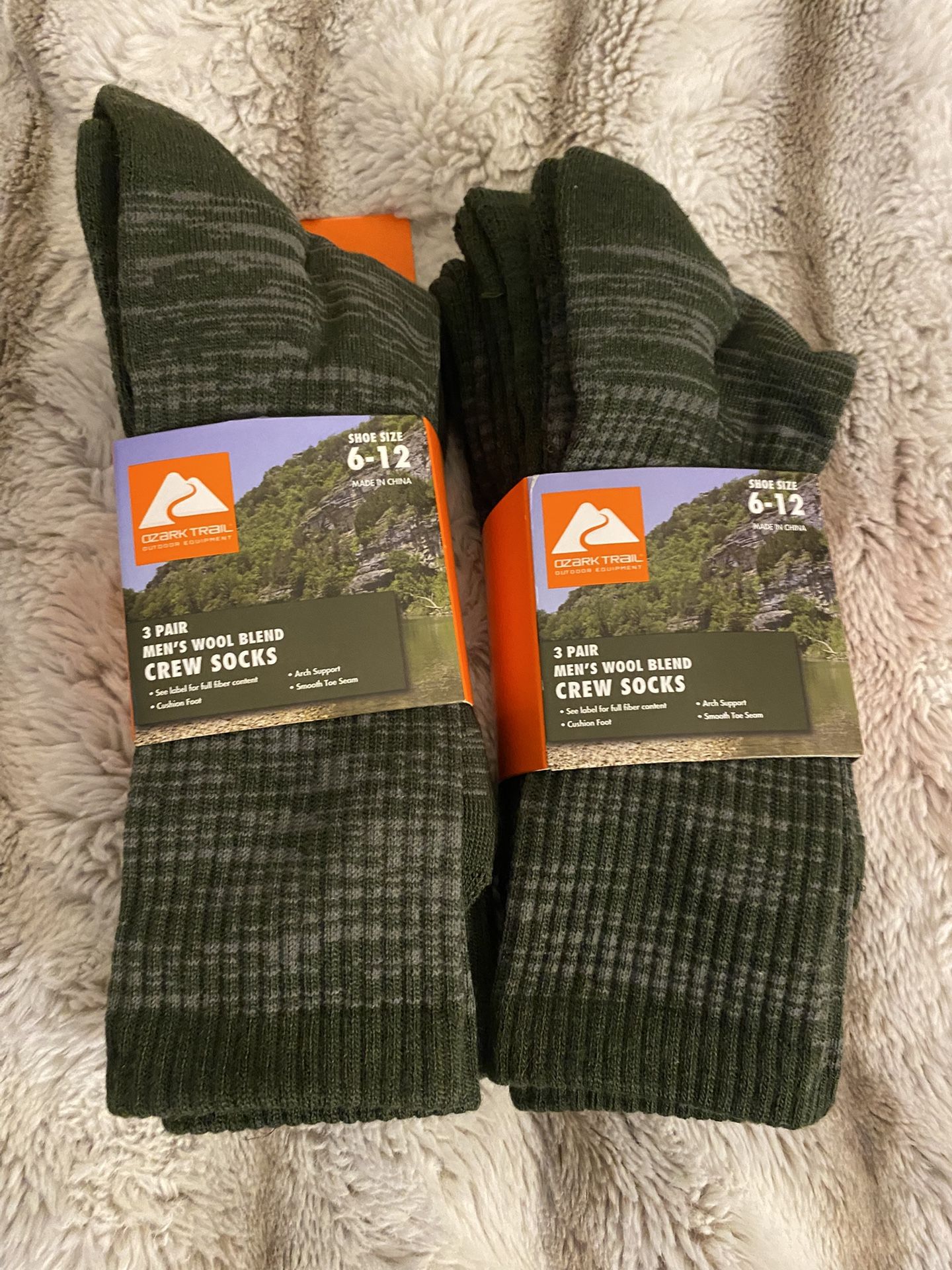 Ozark Trail Outdoor Equipment 2-3pair Men’s 6-12” Wool Blend Crew Socks GRN/BRN