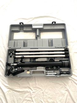 Like new  hardly used Tele-science telescope with case. Retails for $100.