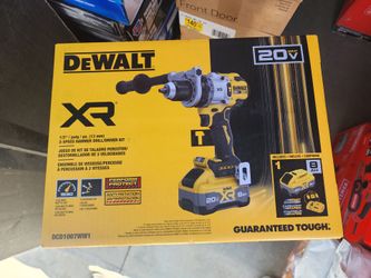 Dewalt 20V XR Hammer Drill Kit with 8.0 Ah Battery, Charger and Kit Bag (New)
