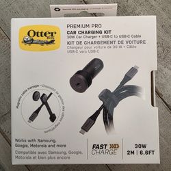 Otterbox Premium Pro 30W 2M/6.6FT USB-C to USB-C Car Charging Kit - New