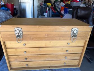 Wooden box