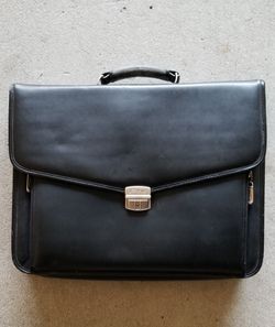 Targus leather hard laptop bag or briefcase