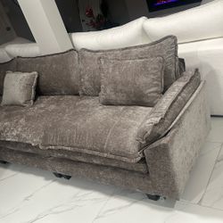 Almost Brand New Couch+ottoman