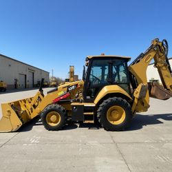 15 Caterpillar 430F2