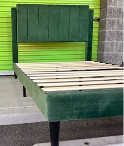 Full Size Bed Frame with Mattress