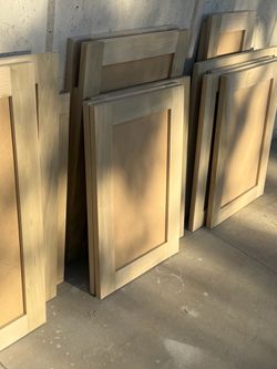Shaker cabinet doors