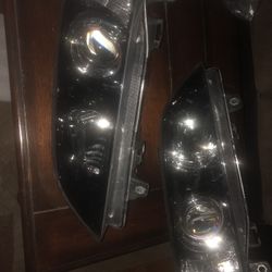 Pontiac G8 Headlights 