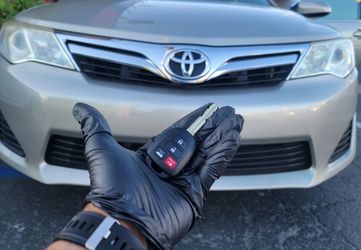 Car Keys & Key Fob