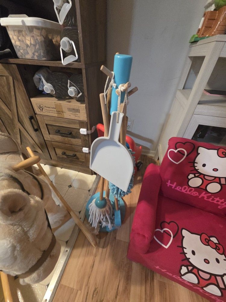 Child Mop And Broom Set
