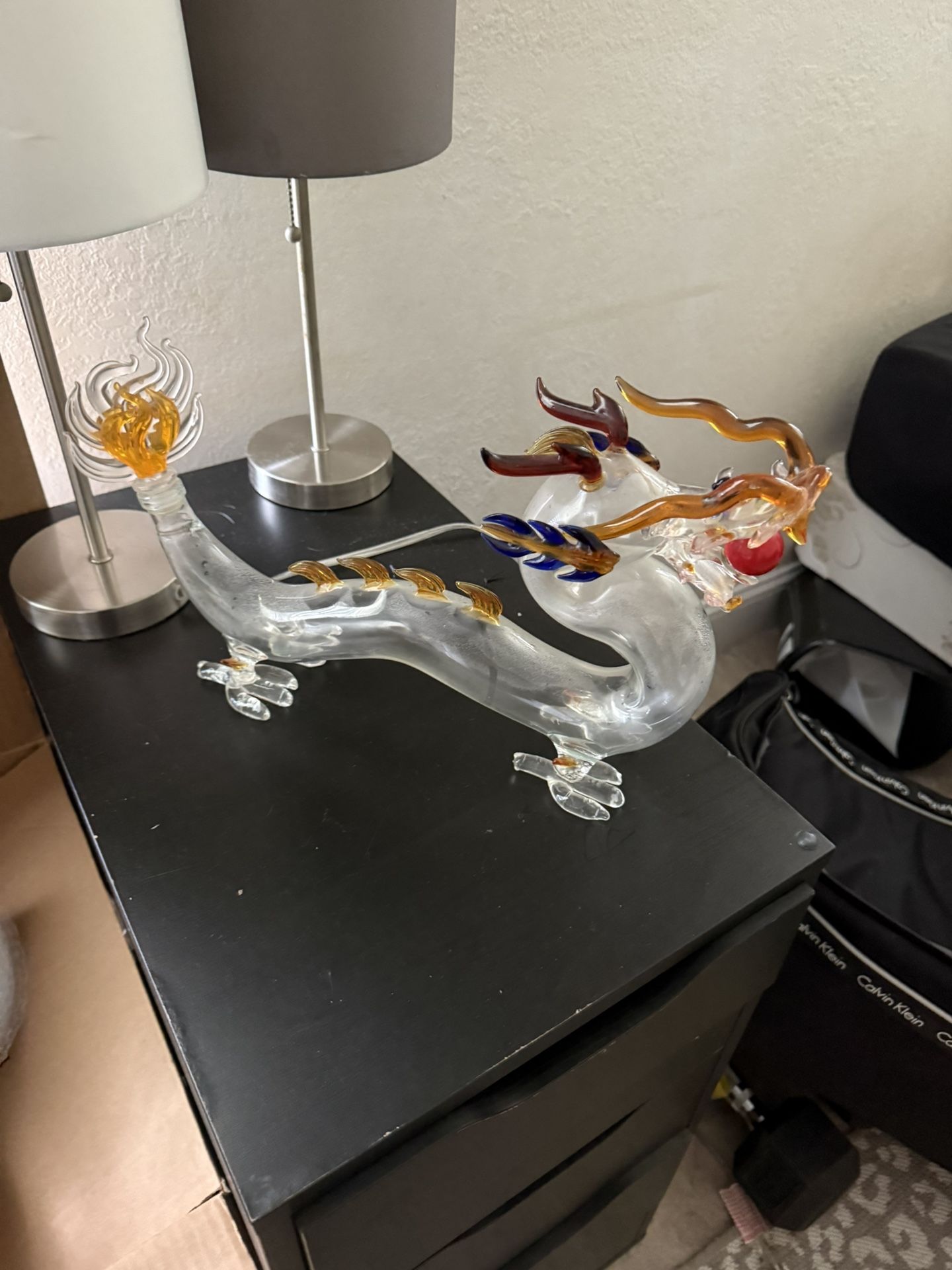 Hand blown Dragon liqour holder wine decanter