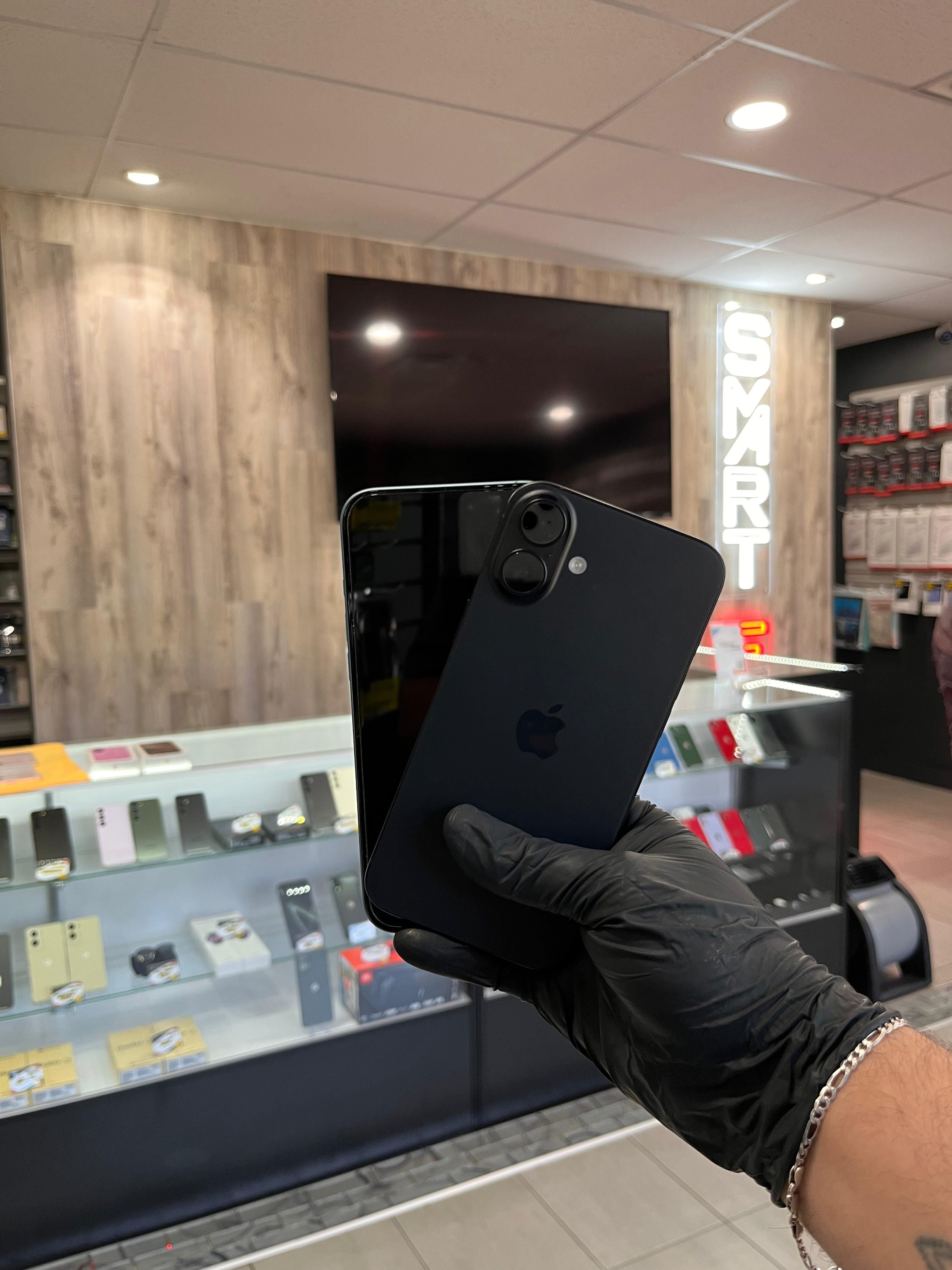 Brand Apple iPhone 16 256 GB (Unlocked) + Warranty
