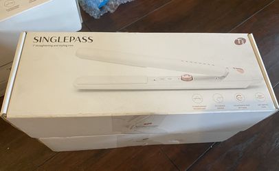 Brand new T3 1” hair straightening and styling iron