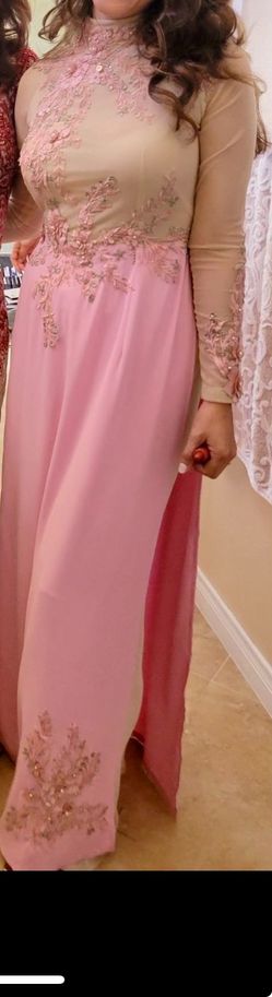 Pink Embroidered Women Ao Dai Vietnamese