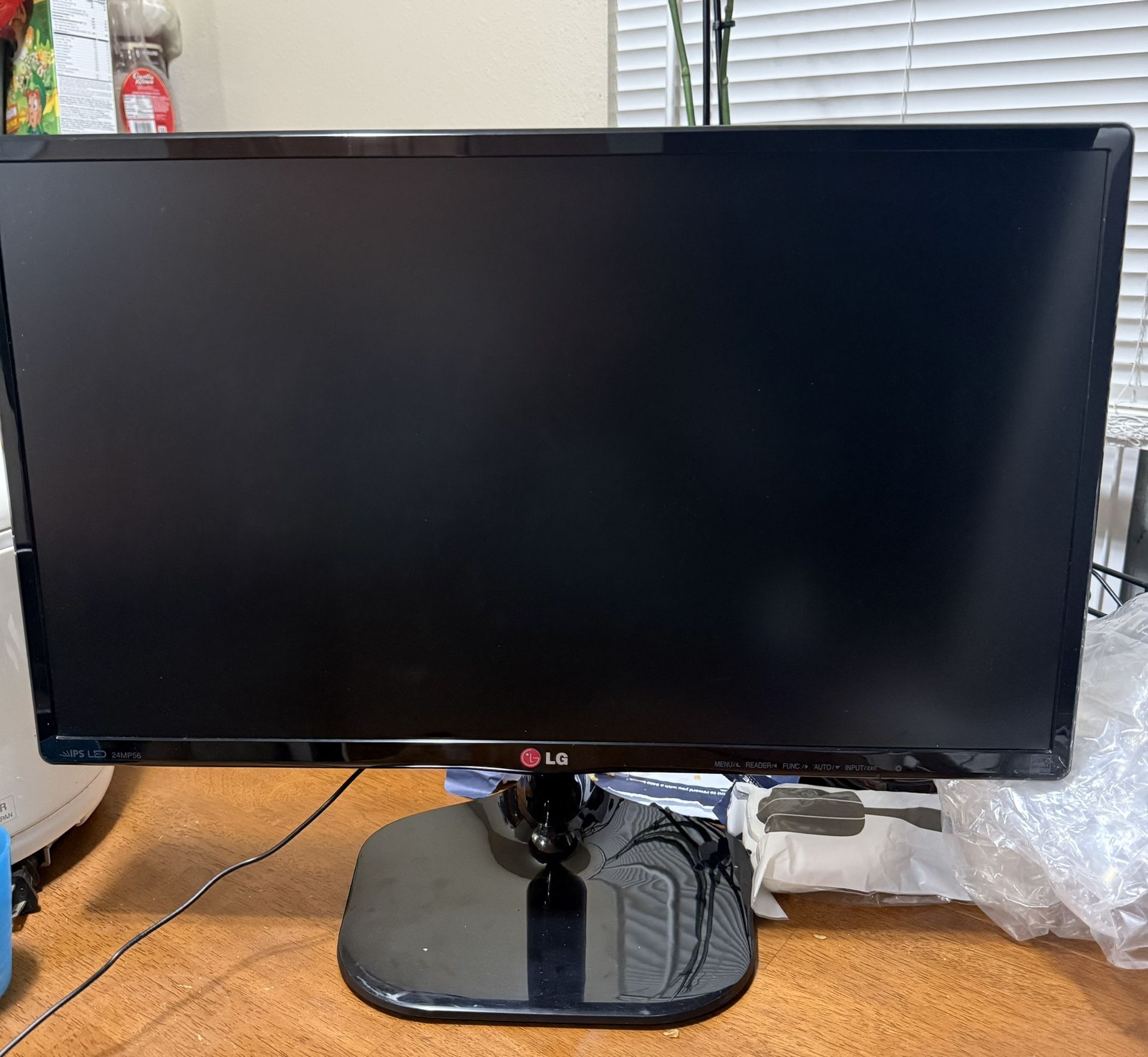 LG Monitor 24mp56