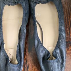 Valentino Flat Size 8.5