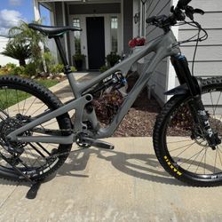 Yeti SB 140 - Mountain bike /MTB - Medium 27.5