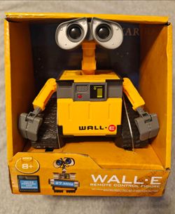 Wall-E remote control figure