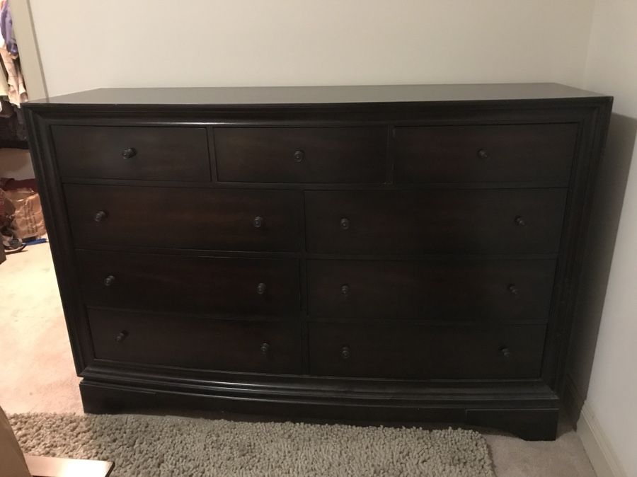Restoration hardware 9-drawer dresser