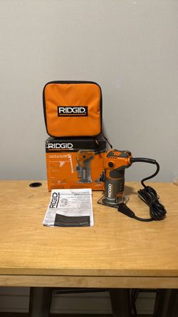 RIDGID 5.5 Amp Compact Fixed-Base Corded Router