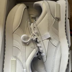 TMC Pumas Size 10 Men’s 