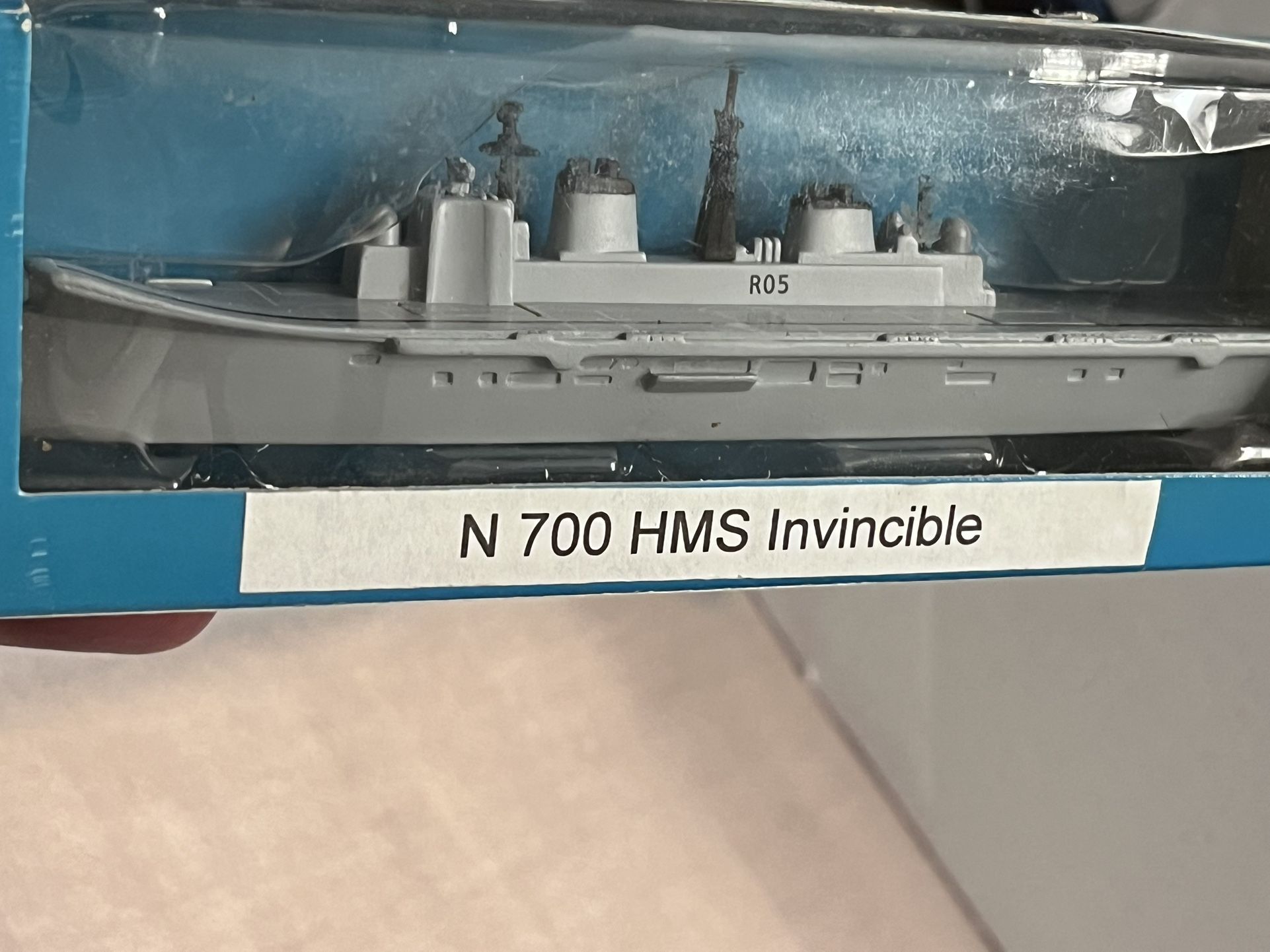 This Is A Rare Model TRIANG MINIC SHIPS N700 RN HMS INVINCIBLE AIRCRAFT CARRIER SHIP MINT BOXED nz