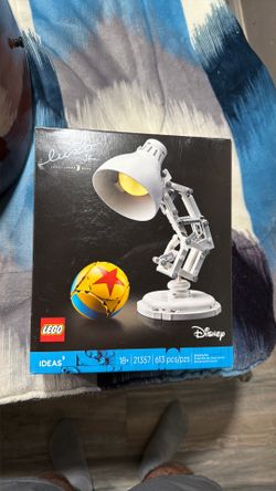 Lego Disney Lamp