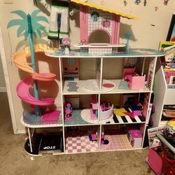 LOL Doll House 