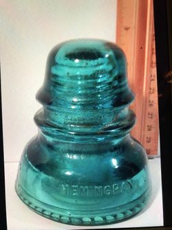 Hemingway antique vintage pre drilled glass insulator aqua/teal/green no.40