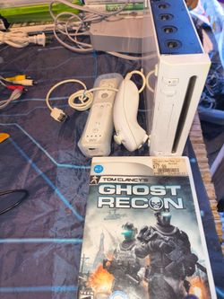 Nintendo Wii Console with Controllers and Game