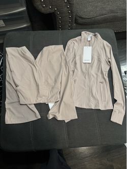 LULULEMON CREAM SET