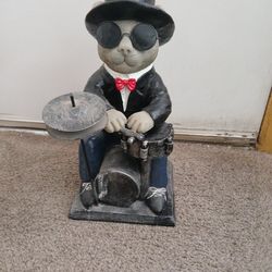 Ceramic  DRUMMER  FIGURE/ COOL 😎 CAT, Wearing SHADES ,Playing Drums , With CYMBALS ..Firm☆☆ $15.000