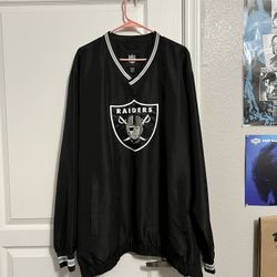 Windbreaker Pullover