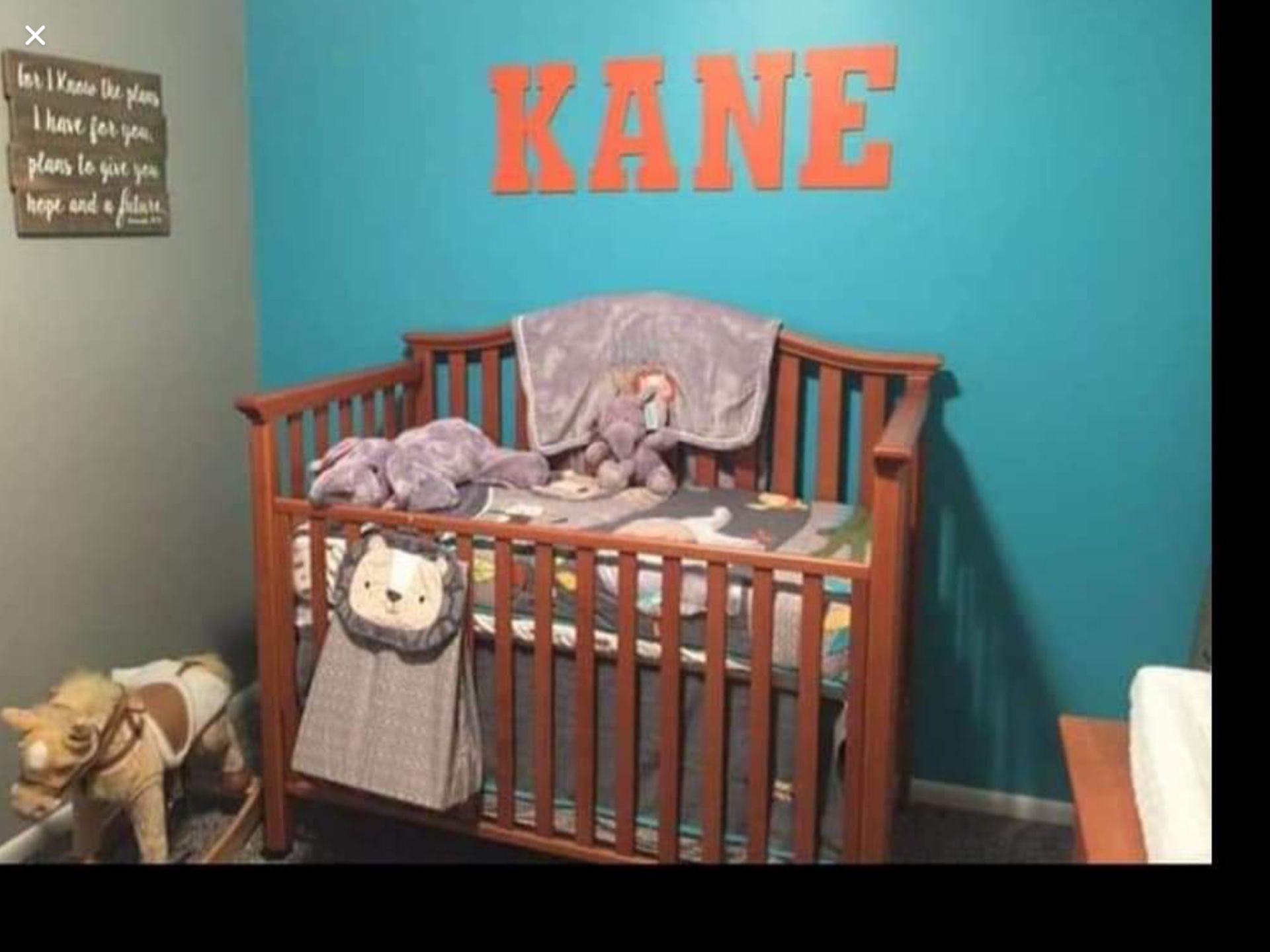 Beautiful Solid Oak Crib and Changing Table.
