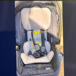 Graco Car seat With Base